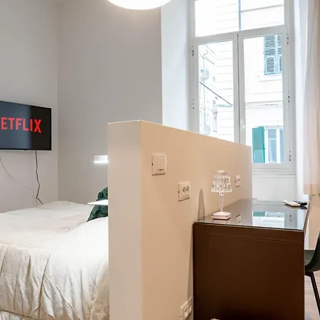 H11 The Queen's Ariston - Centro * Sanremo