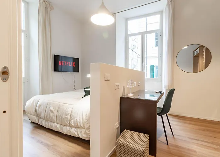 H11 The Queen's Ariston - Centro Sanremo