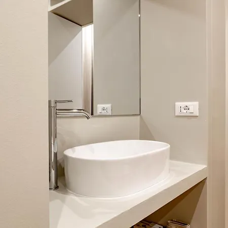 Appartement H11 The Queen's Ariston - Centro *