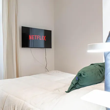 H11 The Queen's Ariston - Centro Appartement *